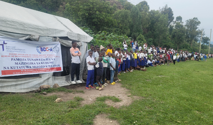 In the Democratic Republic of Congo, we partnered with the Anglican Diocese of Bakavu in response to heavy flooding in 2024 and the displacement of people due to ongoing violence and conflict. Pastoral care included local football (soccer) matches organized by church partners as a therapeutic outlet. 